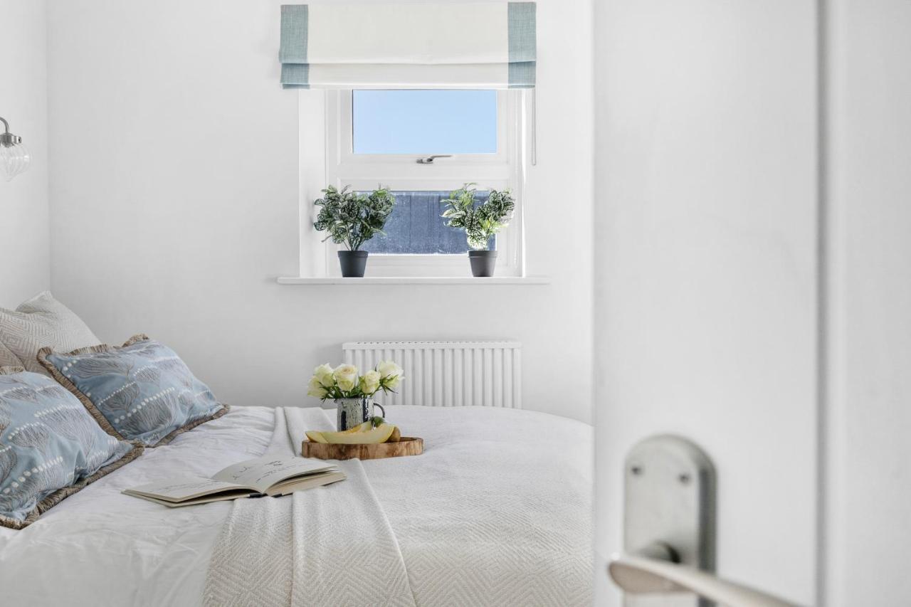 The Seaview Suites At The Corbyn Apartments Torquay Eksteriør bilde