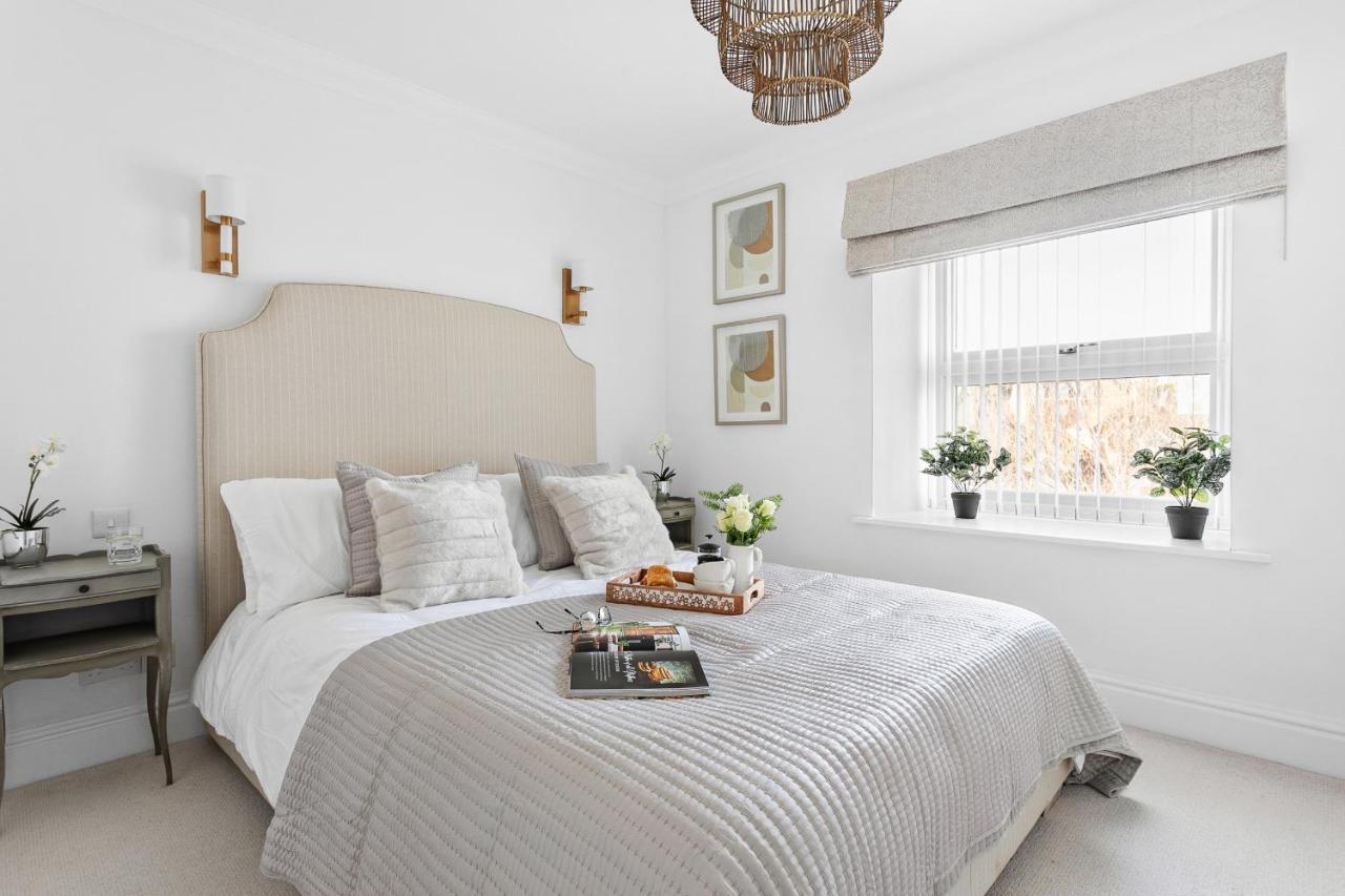 The Seaview Suites At The Corbyn Apartments Torquay Eksteriør bilde