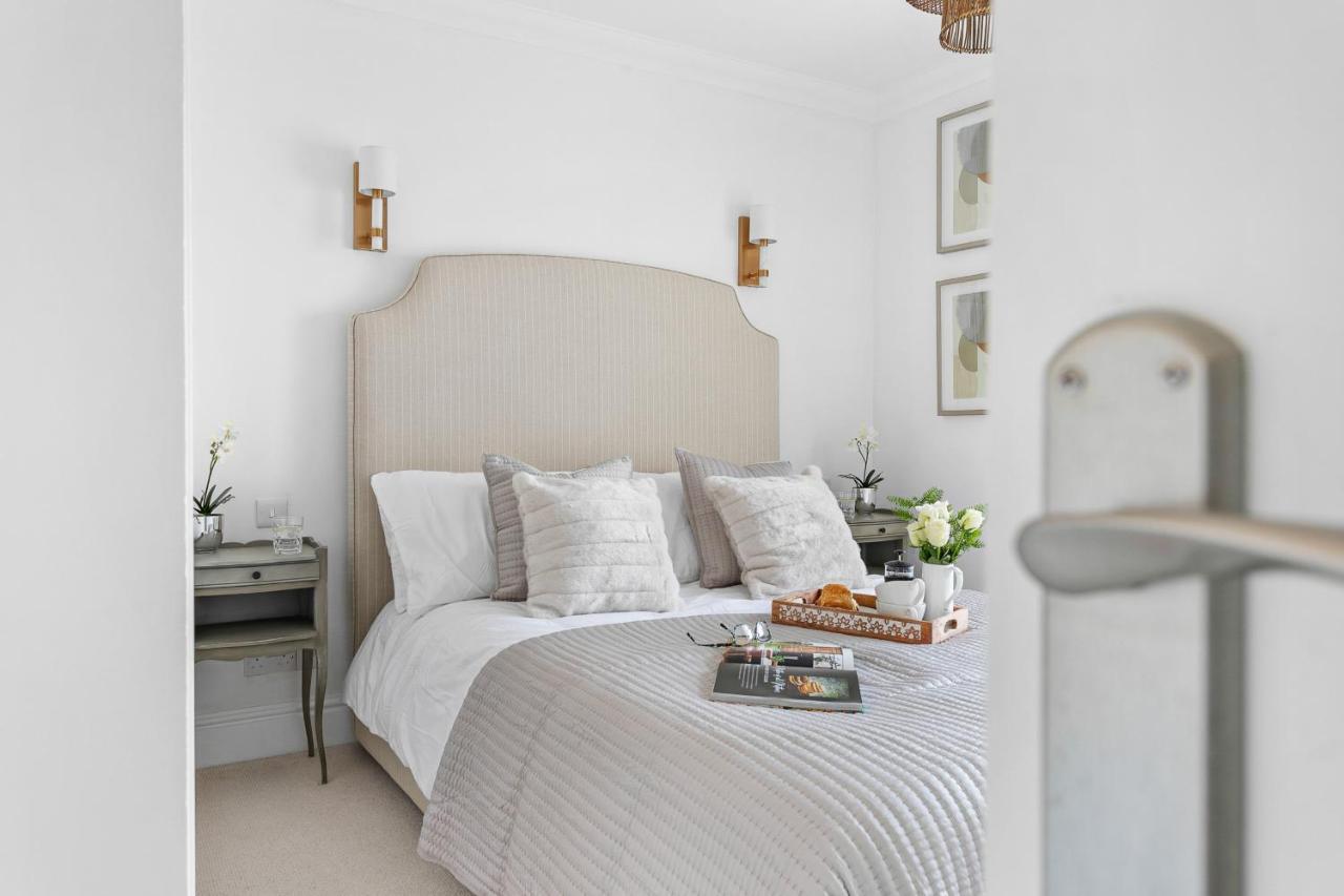 The Seaview Suites At The Corbyn Apartments Torquay Eksteriør bilde