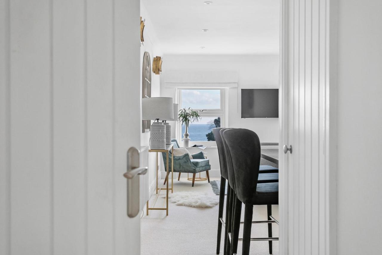 The Seaview Suites At The Corbyn Apartments Torquay Eksteriør bilde